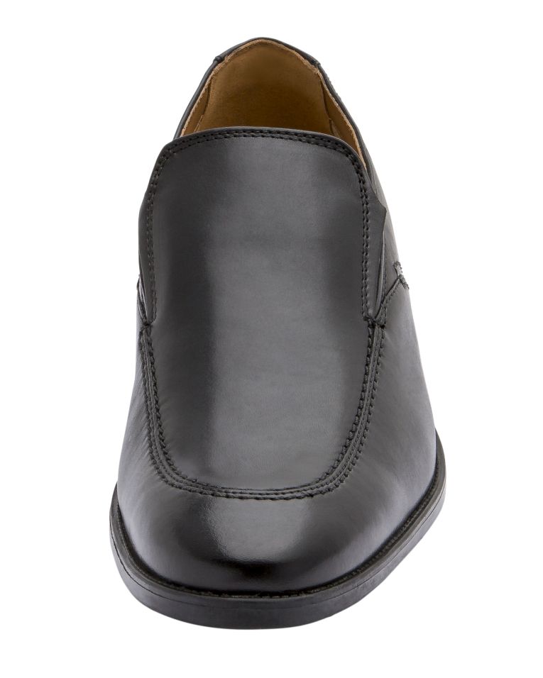 Clarks Kalden Step Black Leather Loafer